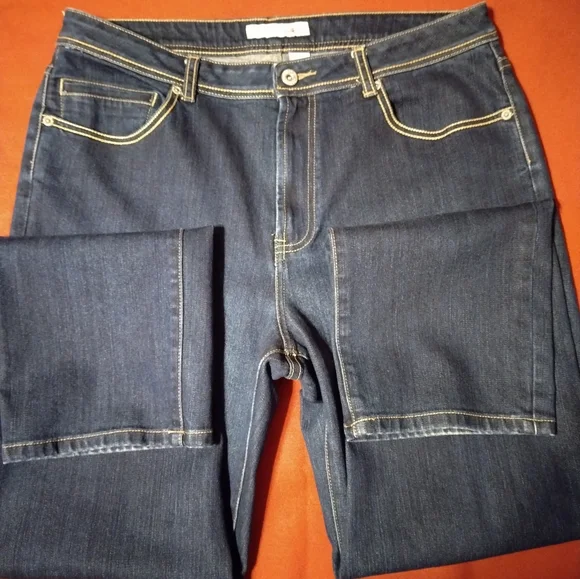 Pants - Picture 5 of 7